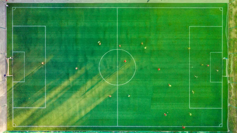 Quais são as posições no futebol de campo?