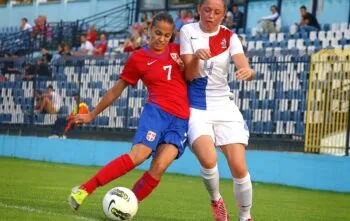 Como ingressar em um time de futebol feminino?