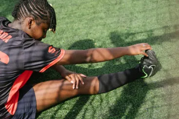 Quantos jogadores podem ficar no banco de reservas?